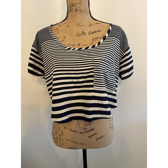 Love Couture Blue and Cream Striped Cropped Blouse Size Small - Picture 1 of 4
